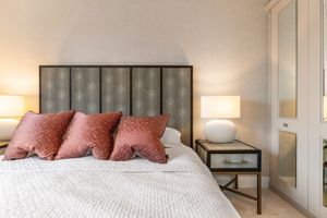 Photo 16- click for photo gallery